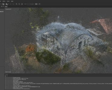 Ein Computerbildschirm zeigt ein 3D-Punktwolkenmodell eines im Freien stehenden Hundes, das in einer 3D-Modellierungssoftware mit 3D-Digitalisierungsmenüs, Symbolleisten und sichtbarer Codeausgabe angezeigt wird.