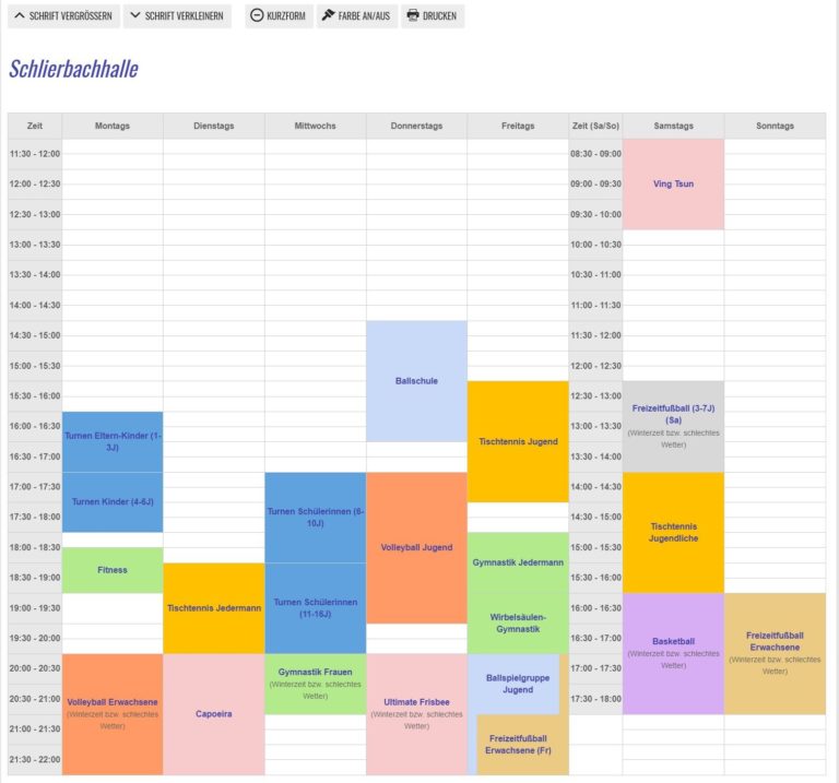 Ein Wochenplan für die Schlierbachhalle mit farblich gekennzeichneten Blöcken für verschiedene Sport- und Fitnesskurse, darunter Kinderturnen, Volleyball, Tischtennis, Fitness, Capoeira und Yoga, geordnet nach Tagen und Zeiten.